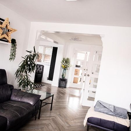 Inviting 3-Bed House In Manchester Exteriér fotografie